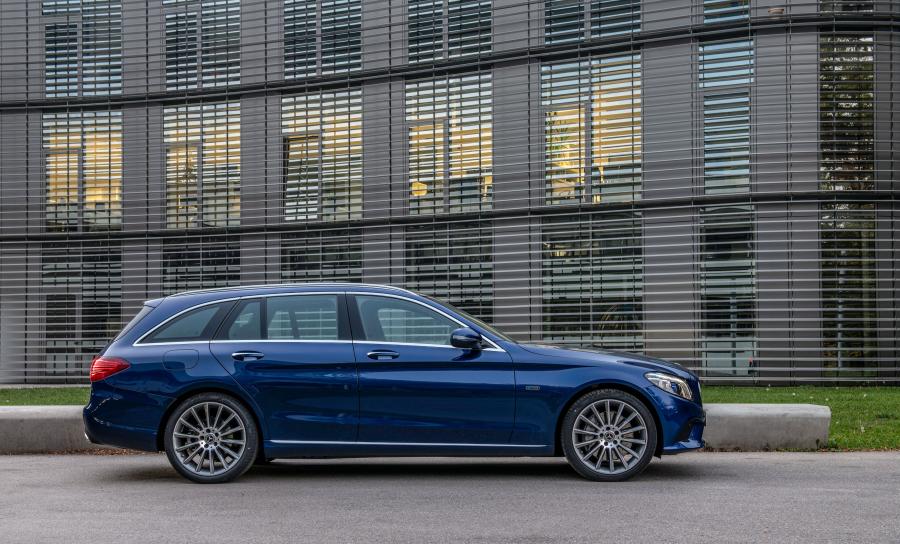  Mercedes-Benz C300 de Estate (S205) 2018 года  (WW) (фото 5 из 17)